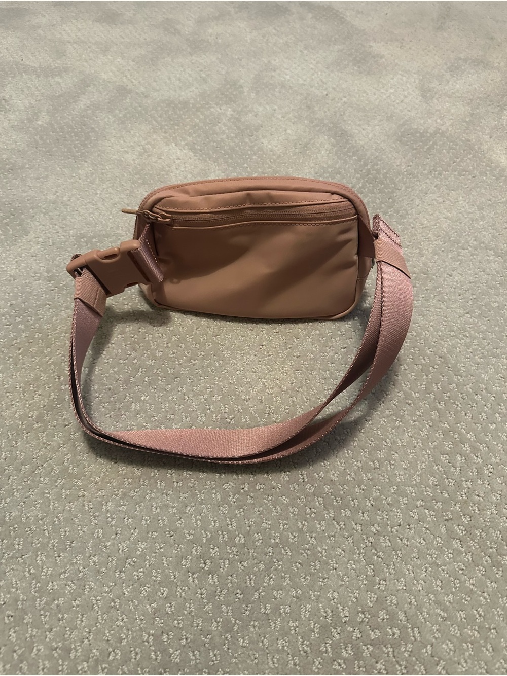 lululemon Blush Belt Bag - Picture 2 of 2